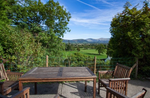 Thornthwaite Cottage | KIRKSTONES, with a garden in Keswick