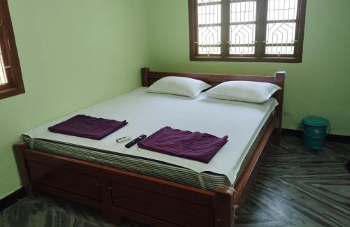 Tiruchendur House | Kirubai Homestay