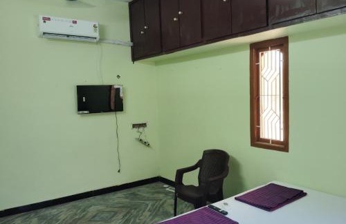 Tiruchendur House | Kirubai Homestay