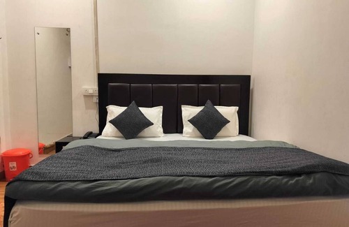 Mathura Hotel | Kishan Home Stay