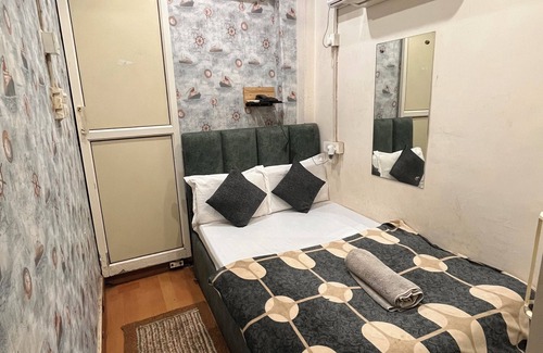 Mathura Hotel | Kishan Home Stay