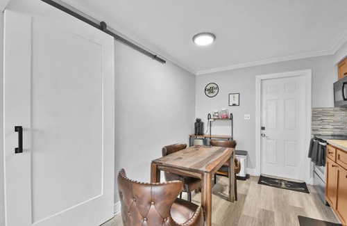 River Oaks Apartment | Kismet Harbor A Charming Luxury Hideaway