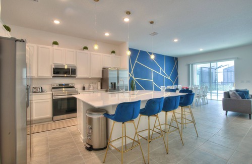 Kissimmee Villa | Kissimmee Luxury 12 BD Villa wt heated Pool, games, BBQ Grill, close to Disney