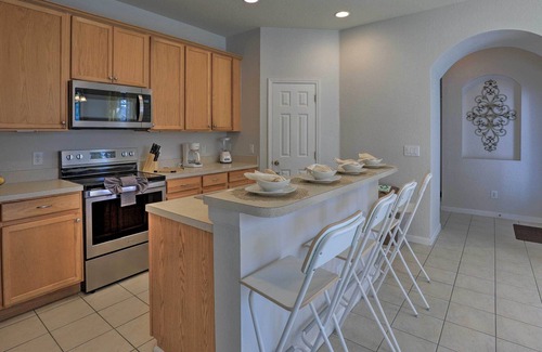 Trafalgar Village Villa | Kissimmee Villa w/ Private Pool ~ 13 Mi to Disney