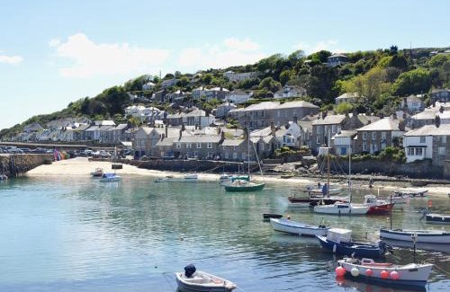 Mousehole House | Kitchen Cottage