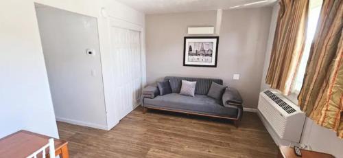 Neptune City Apartment | Kiteville Neptune
