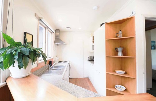 Queenstown House | - Kiwi Batch - Easy Walk To Town - Hot Tub -