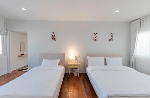 Nimman House | KK Villa Nimman - Urban Peaceful Home steps to Cafes & Shops