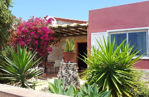 Tarajalejo House | Kl. Lovingly furnished. House a few minutes from the beach, pets welcome