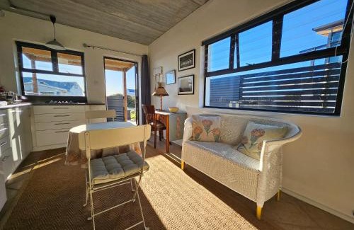 Pringle Bay Apartment | Kleinblom in Pringle