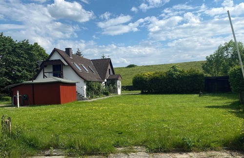 Butjadingen Apartment | Kleine Ferienwohnung , Direkt am Deich und Hafen von Eckwarden mit Gartennutzung
