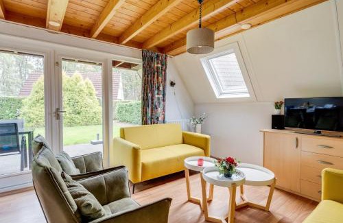 Zwiggelte House | Kleine Zanglijster I Prachtig Huisje nabij Bosrand