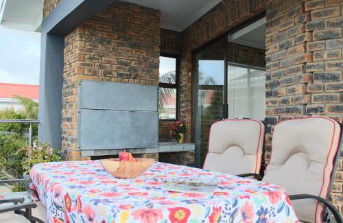 Kleinmond House | Kleinmond - Fairview on First