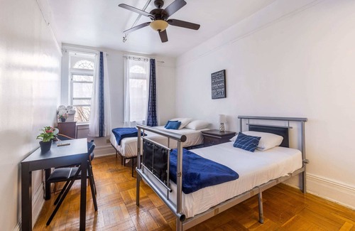 Crown Heights House | KLO Room #6 With Private Bathroom