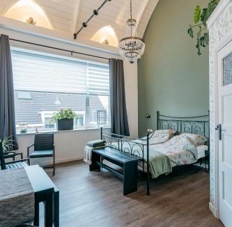 Achthuizen Bed & Breakfast | Klooster Achthuizen