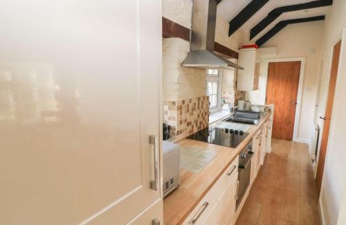 Llys Y Fran House | Knap Cottage