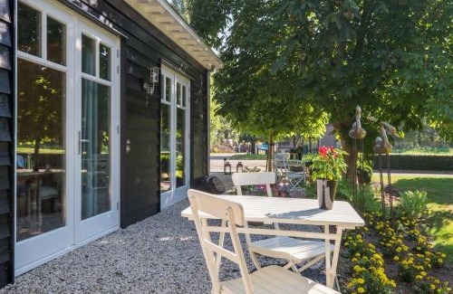 Schuring House | Knechtshuis