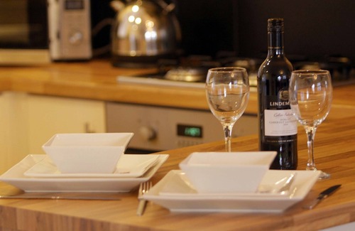 Conwy Cottage | Knight Rest Cottage Conwy - 5 Star Reviews Boutique Cottage (parking & wifi) *5*