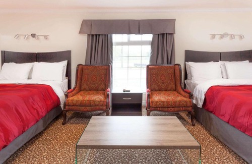 Kingston Hotel | Knights Inn Kingston