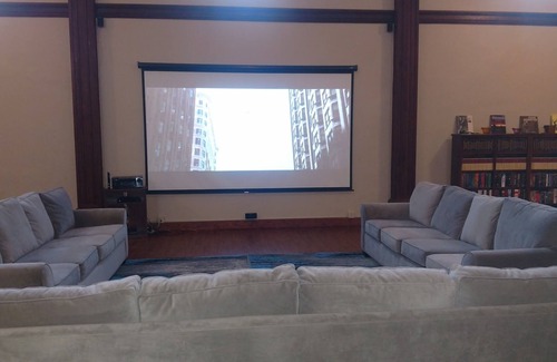 Albany Apartment | Knights of Pythias Loft Downtown Albany, Oregon 2400 Sq Ft Of Space