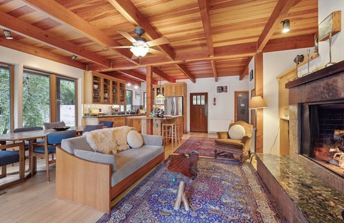 Redwood Valley House | Knoll House - 2-bedroom house at Leonard Lake Reserve