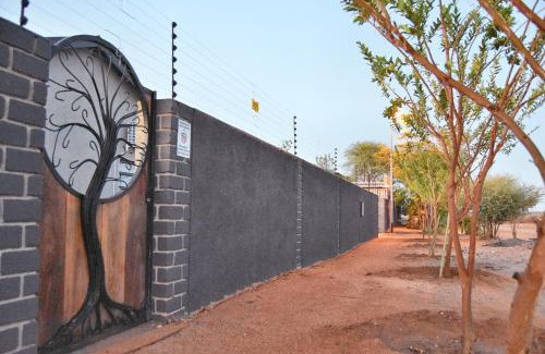 Omaruru Apartment | Knowhere Selfcatering Unit 2