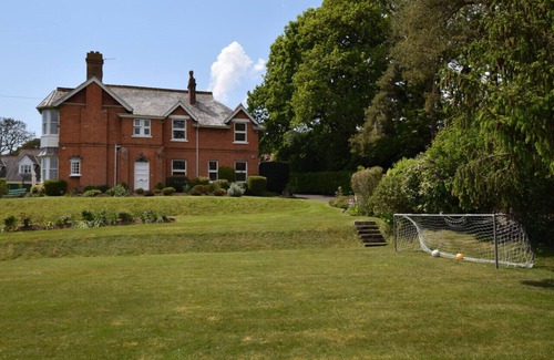 Colyton House | Knowles - Seven Bedroom House, Sleeps 13