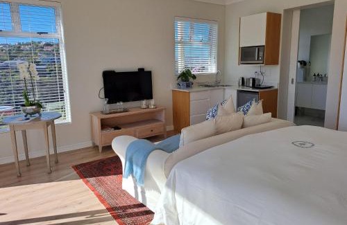 Knysna Apartment | Knysna Private Estate Lagoon - Garden Apartments- Secure Estate