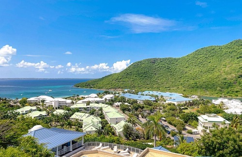 Anse Marcel Condo | Koala 2, elegant studio with sea view in Anse Marcel