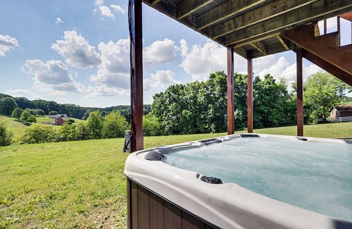 Kodak Cabin | Kodak - Five Minutes To Buccees - 3 Bedrooms - Sleeps 8