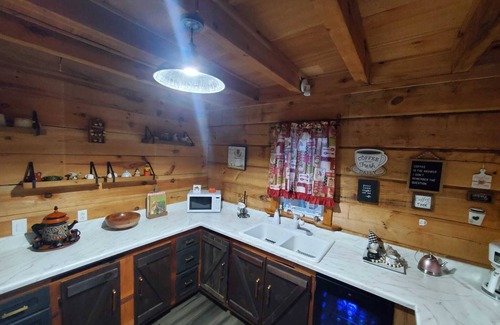 Kodak Cabin | Kodak - The perfect getaway Cabin