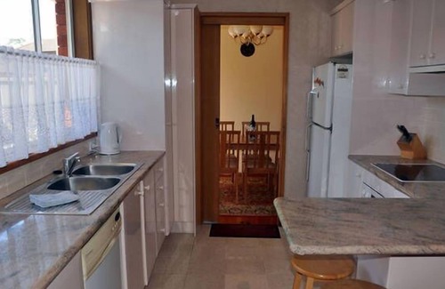Kogarah House | Kogarah 3 Bedroom 1.5 Bathroom House