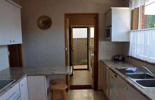 Kogarah House | Kogarah 3 Bedroom 1.5 Bathroom House