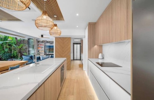 Lipa Noi Villa | Koh Samui -Luxury On The Beach: VIP Chef, Staff, Pool, Jet Skis, Boat & Vespas!