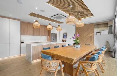 Lipa Noi Villa | Koh Samui -Luxury On The Beach: VIP Chef, Staff, Pool, Jet Skis, Boat & Vespas!