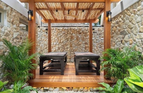 Lipa Noi Villa | Koh Samui -Luxury On The Beach: VIP Chef, Staff, Pool, Jet Skis, Boat & Vespas!
