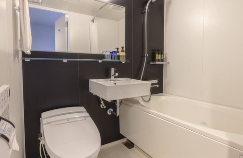 Shinbashi Hotel | KOKO HOTEL Shimbashi Onarimon