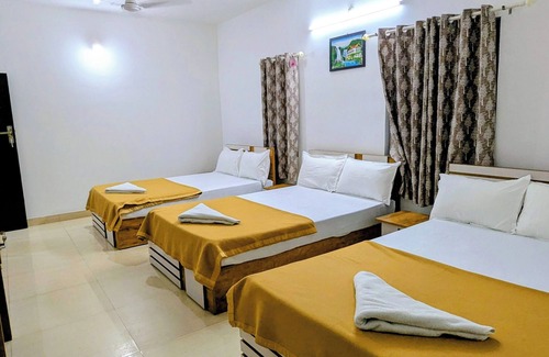 Kollam Hotel | Kollam Beach Resort