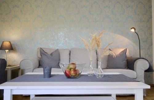 Bodman-Ludwigshafen Apartment | Komfort-Ferienwohnung am See