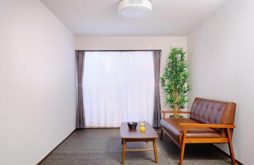 Joto Apartment | Komichi