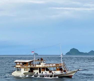 Labuan Bajo Boat Rental | Komodo tour 3Days2Night Depart every Friday & Monday