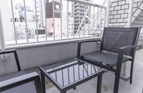 Ikebukuro Apartment | Komorebi - 8th floor relaxed Tokyo apartment