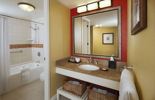 Keauhou Hotel | Kona Coast Adventure! 2 Modern Units, Nearby Shopping, Dining and Nightlife!