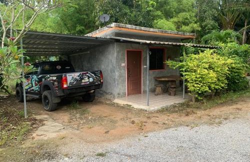 Don Sak House | Kongsee resort
