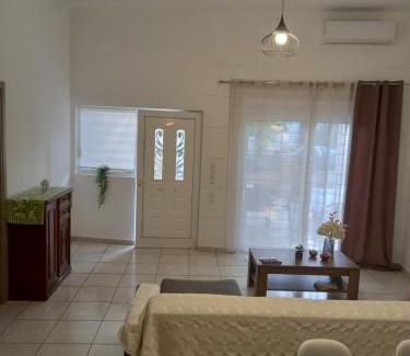 Diakofto Apartment | Konnie Seaside House 1