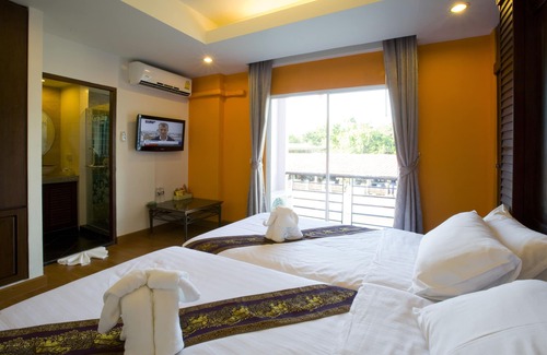 Talat Yot Hotel | Korbua House