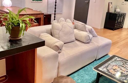 Ikseon-dong Hanok Village Apartment | Korean Traditional terrace House Paradise Shopping Center