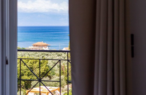 Pylos-Nestoras Apartment | Koroni Xenios Zeus-Seaview Summer Nest