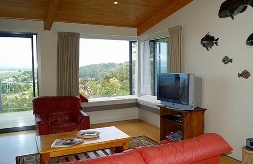 Ngaio Bay House | Korora - Kaiteriteri Beach House