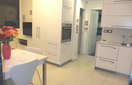 Katamon Apartment | KOSHER 1 bedroom Apartment in Old Katamon